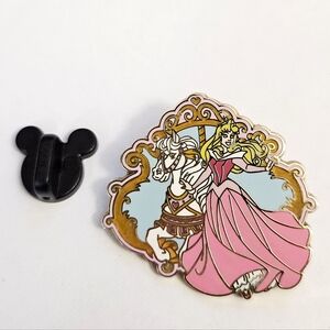 Disney - Princess Aurora Caroussel Series Enamel Pin